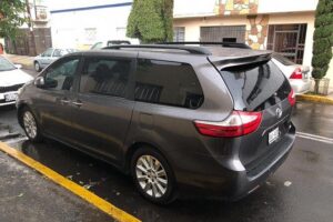 Private Transfer From Mexico City Airport to Downtown - Pickup at the airport: sign, waiting windows, and meeting details