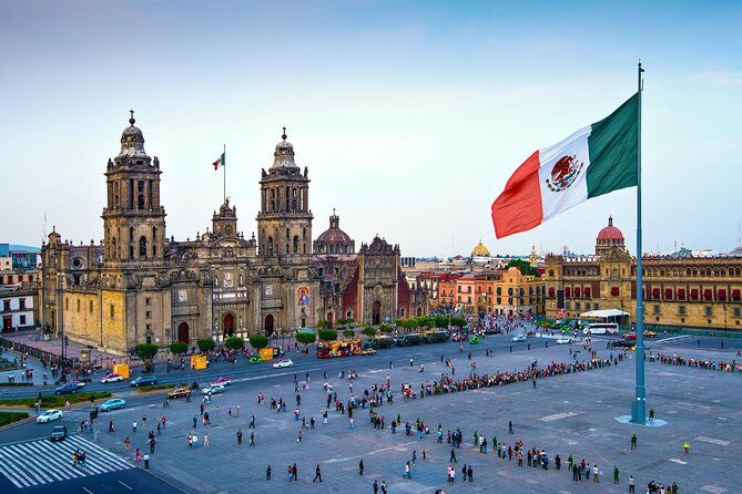 Private Transfer From Mexico City Airport to Downtown - Vehicles for different group sizes: from 3 seats to a 19-seat minibus