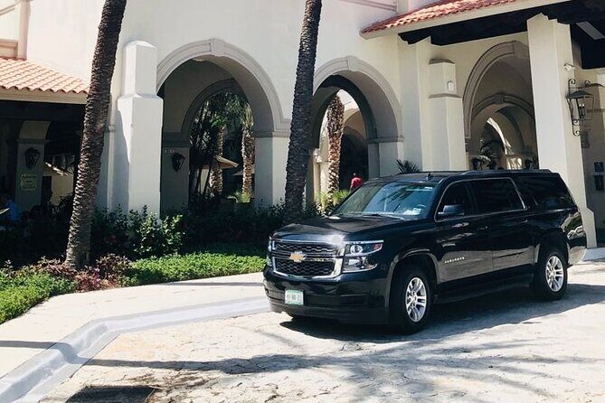Private Transfer to Cabo San Lucas from Cabo Airport - The drive to Cabo San Lucas: comfort, music, and those in-car extras