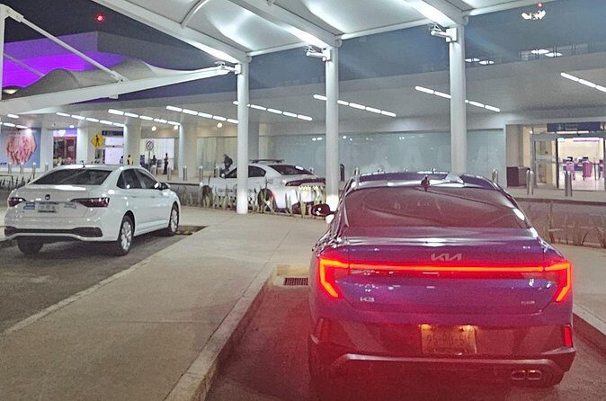 Private Transportation and Airport Insurance to your Hotel in Oaxaca - Value check: $52.54 per group and why group size matters