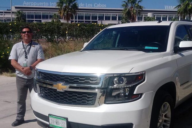 Private Transportation in cabo (Airport and City) - First Impression at Arrivals: the name sign and the welcome drinks