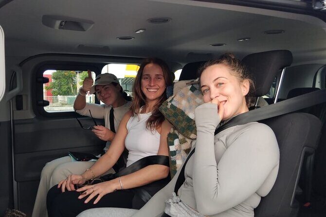 Private Transportation to/from Cancun Airport - Who This Transfer Fits Best (and Who Might Skip It)