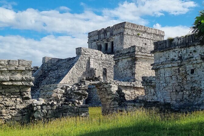 Private Tulum Experience & Cenote - Entering Tulum Archaeological Site with an astronomy angle