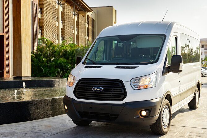 Private VAN Round-Trip from Airport to Hotels in Puerto Los Cabos - Who This Private Van Transfer Best Fits