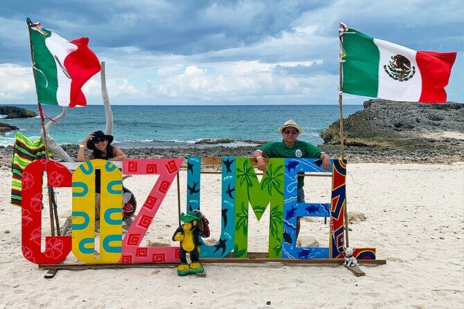 Private Van Service - San Miguel de Cozumel Downtown: History, Photos, and Quick Orientation