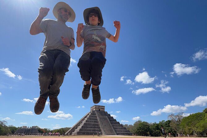 Private VW Beetle Tour to Chichen Itza, Cenote & Valladolid - Lunch in Kaua: eat local, not buffet