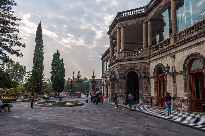 Private Walking Tour Anthropology Museum & Chapultepec Castle - The tour pace: why it feels private, not rushed