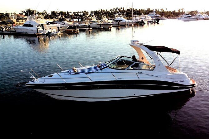 Private yacht charter for cruising & snorkeling in Cabo San Lucas - Family-Friendly Details: Kids Free, Gear Ages, and Pet Notes