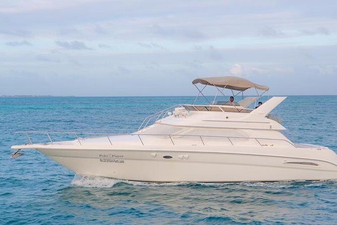 Private Yacht Rental Sea Ray 46ft Cancun 23P3 - From Calle Sunset Marina to open water: the start of the day