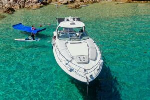 Private Yacht Sea Ray all-inclusive charter in Cabo - Included Water Time: Snorkel Gear, Paddleboards, and a Floating Mat
