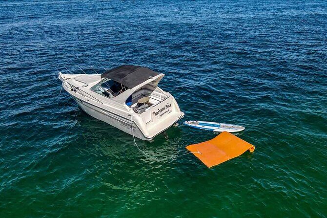 Private Yacht, Snorkeling or Sunset in Cabo San Lucas - Food and drinks: snacks that match the pacing