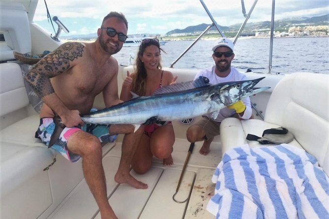Private Yacht Ultimate Fishing and Snorkeling Adventure - 6 Hours - Santa Maria and Chileno Bay: where the water time matters