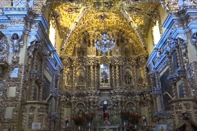 Puebla and Cholula - Capilla del Rosario at Templo de Santo Domingo: Church Wealth in Stone and Detail