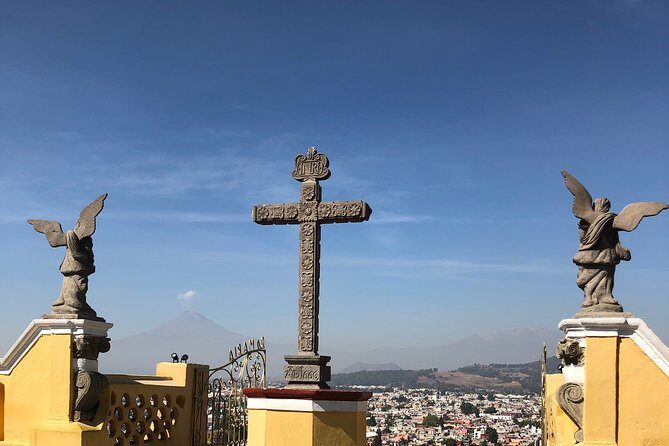 Puebla & Cholula Full-Day Private Tour from Mexico City - Cholula’s Great Pyramid: tunnels, the climb, and a church on top