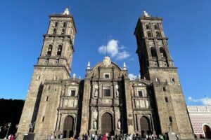 Puebla, Cholula & Tonantzintla Day Tour - Stop 3: Cholula on foot for about two hours—get the feel of town life