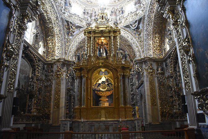 Puebla + Secret Tunnels of Xanenetla (private tour) - Barrio del Artista and Mercado el Parián: craft without the museum attitude