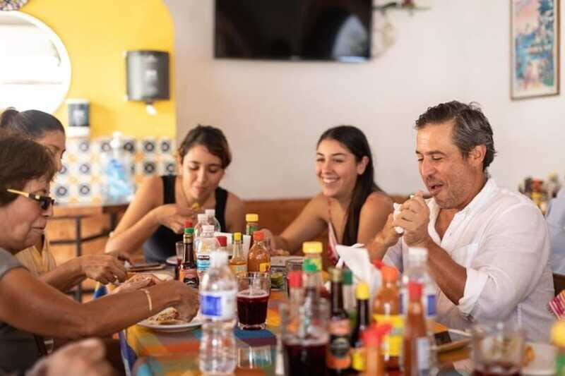 Puerta Vallarta: Seafood Lover's Food Tour - What you learn from the guides (and why the explanations matter)