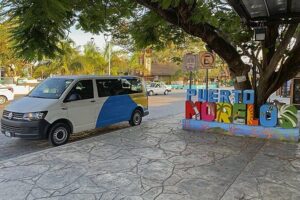 Puerto Morelos Private Transportation From-To Cancun Airport - What Happens on Arrival: Cancun Airport Pickup With Flight Monitoring