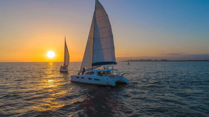 Puerto Vallarta: Bay of Banderas Luxury Sunset Sailing Tour - Why a Bay of Banderas luxury sunset sail feels so special