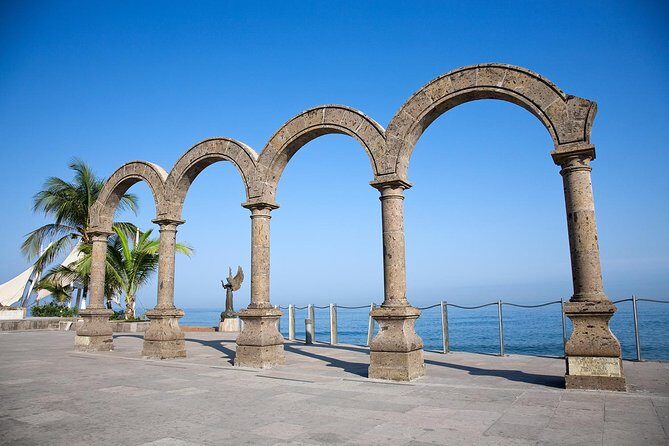 Puerto Vallarta City Tour with lunch - From the Marina and your hotel: how the pickup really works