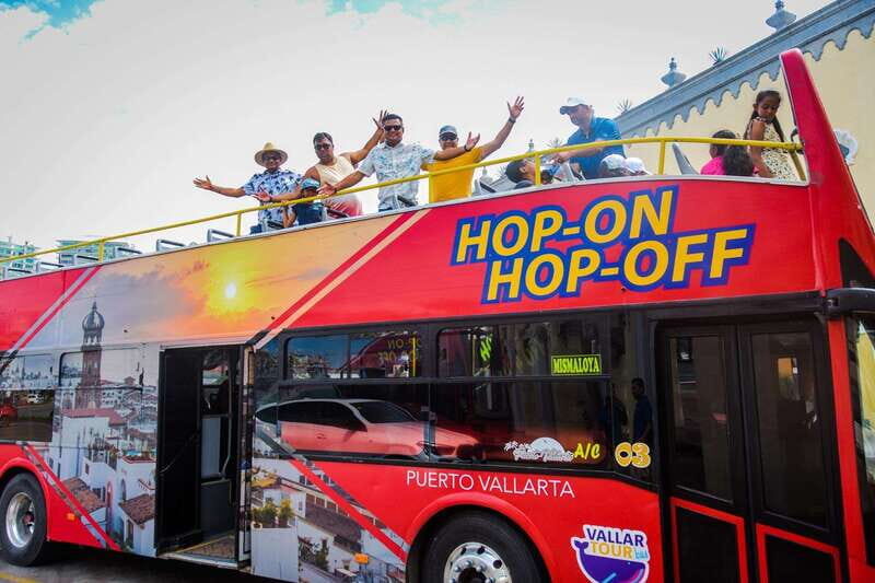 Puerto Vallarta: Hop-On-Hop-Off City Bus Tour - The Audio Guide in English and Spanish: More Than Soundtrack