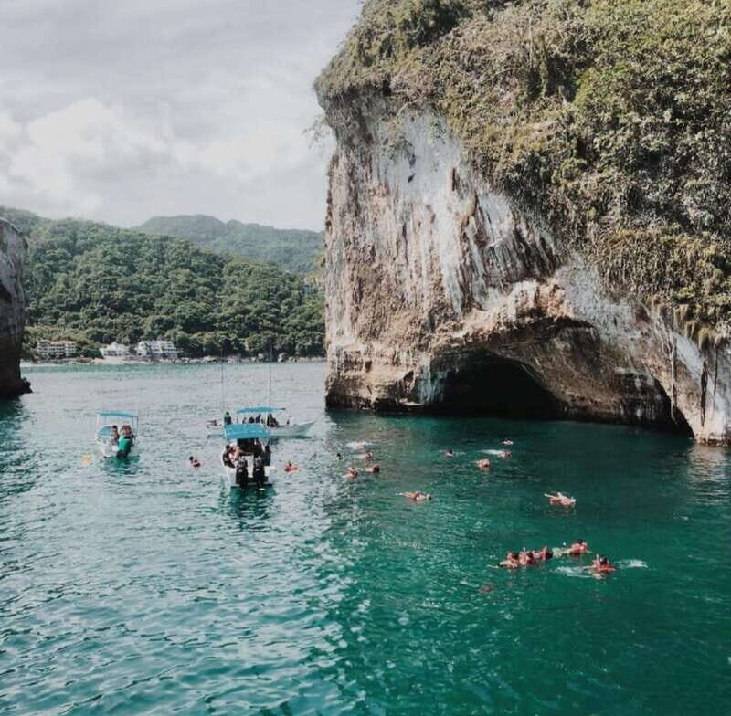 Puerto Vallarta: Los Arcos Islands Boat Tour and Snorkeling - Price and value: is $47 really fair for 3 hours?