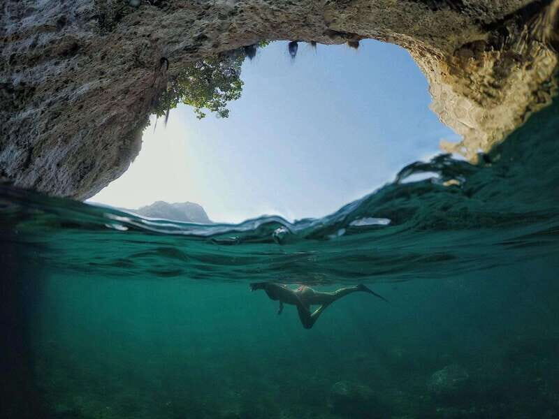 Puerto Vallarta: Los Arcos Islands Boat Tour and Snorkeling - Boarding the boat: what the cruise is really about