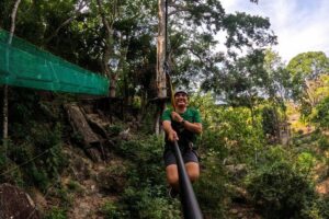 Puerto Vallarta : Snorkeling at Playa Escondida & Canopy Tour - Stop 1: Playa Las Ánimas and the park vibe shift