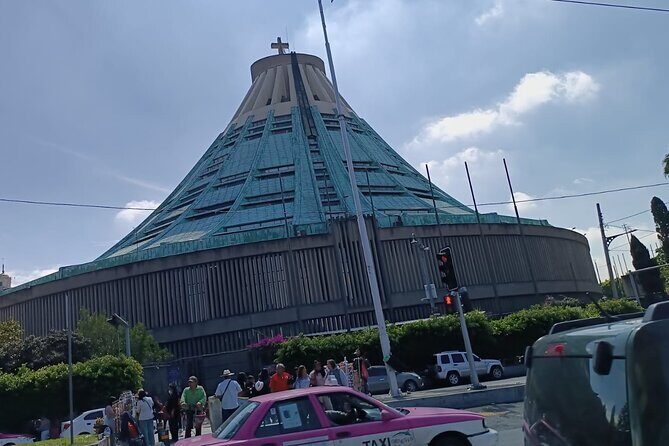 Pyramids of Teotihuacan and Basilica of Guadalupe / Small Groups - Value and Booking Caution: What You’re Getting for Your Time