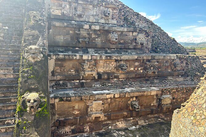 Pyramids of Teotihuacan and restaurant la Gruta (Original) - La Gruta Breakfast in a Cave: Memorable Setting, Extra Cost