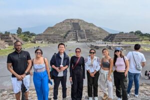 Pyramids of Teotihuacan without traps for tourists morning or afternoon - Inside Teotihuacan: the guide-led story (without the gimmicks)