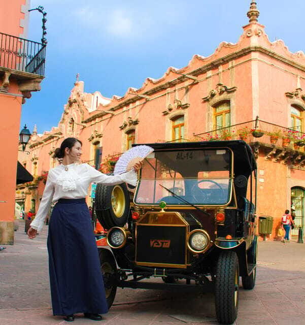 Querétaro: City Tour in a Classic Ford T Vehicle - Baroque Architecture and Monument Stops You Should Look For