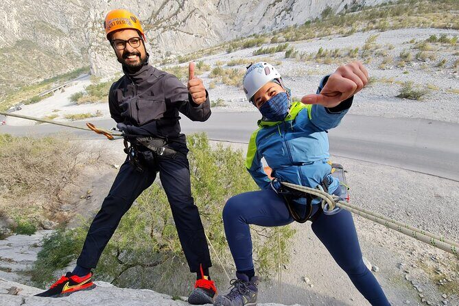 Rappelling Class, an Exciting Experience - Safety gear and emergency coverage that you don’t have to scramble for