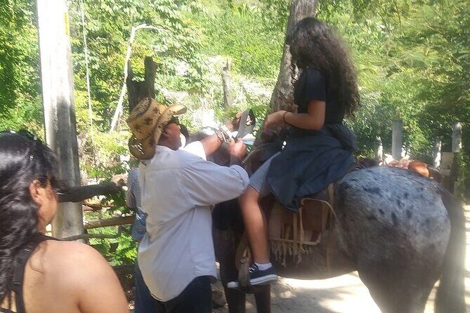 Rey Spearo - Enchanting And Romantic Custom Created Tours - Riding instruction that helps you feel calm, not awkward