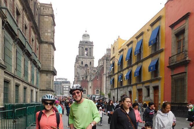 Ride Mexico City Historic Center, highlights w/ taco stop - Stop 5: Catedral Metropolitana—Baroque, Renaissance, and Neoclassical in one block