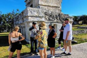 Riviera Maya : Tulum Ruins Tour, 3 Cenotes, Mexican Lunch - Tulum Archaeological Site: sea views and manageable ruins time