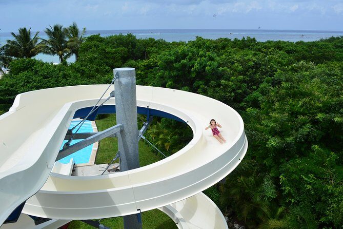 Roots Beach Club® - Who should book Roots Beach Club