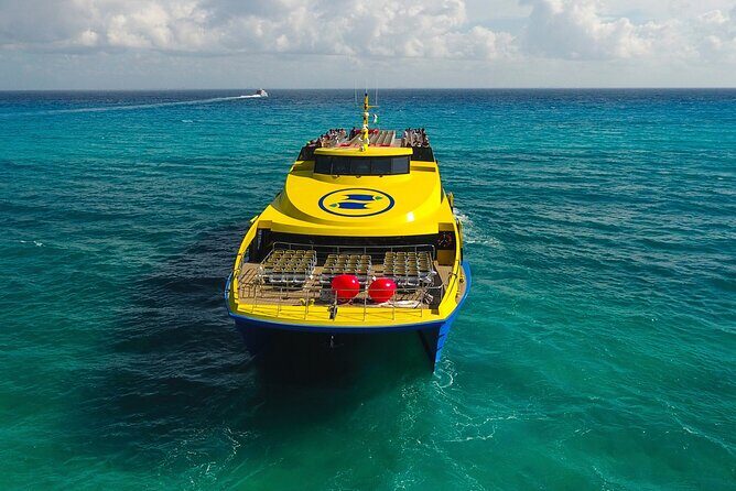 Round Ferry Transfer from Tortugas to Isla Mujeres - Boarding flow: using your coupon and getting on the right boat