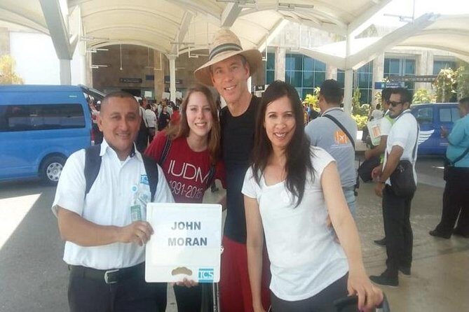 Round private transfer -Airport - Puerto Morelos -Airport. - Small Details That Can Make or Break the Trip