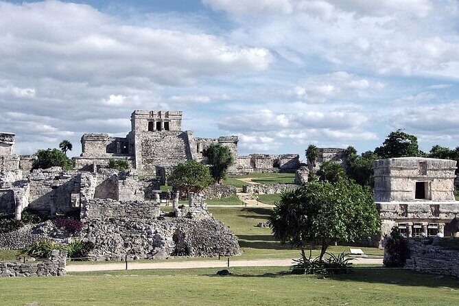 Round-trip Private Transfer Cancun Airport to TULUM Downtown - Price and Value: Is $275 for Up to 7 a Good Deal?