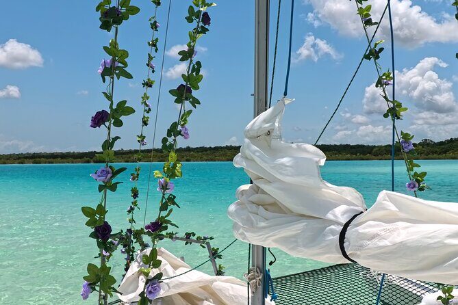 Sail 4hr in the most SECRET Spot of Bacalar and Beach Club. - Key highlights at a glance