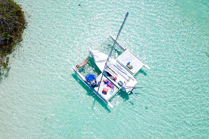 Sail 4hr in the most SECRET Spot of Bacalar and Beach Club. - Why a “secret spot” sail in Bacalar feels different than a standard boat ride