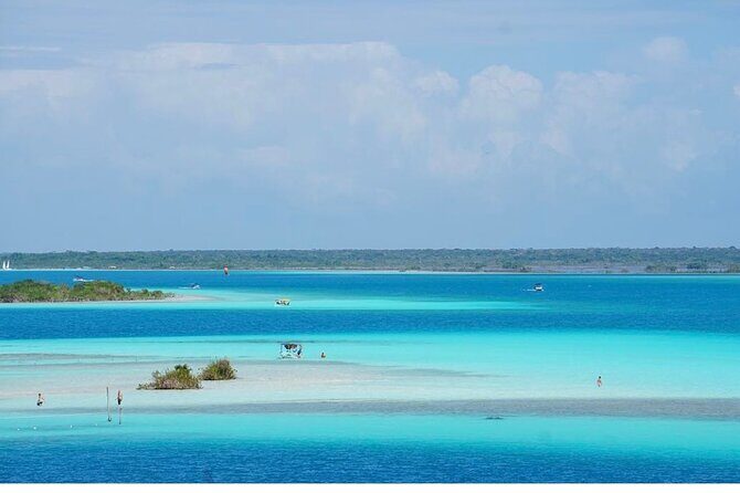 Sail away! Hobie Cat Tour Bacalar - Emerald Waters and the Color-Spotting Game (Which Actually Helps)