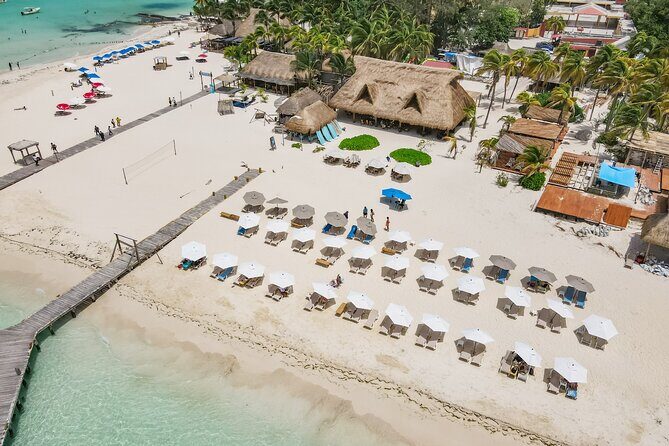 Sailing All Inclusive Experience in Catamaran to Isla Mujeres - From Cancun to Isla Mujeres: the catamaran ride and crew vibe
