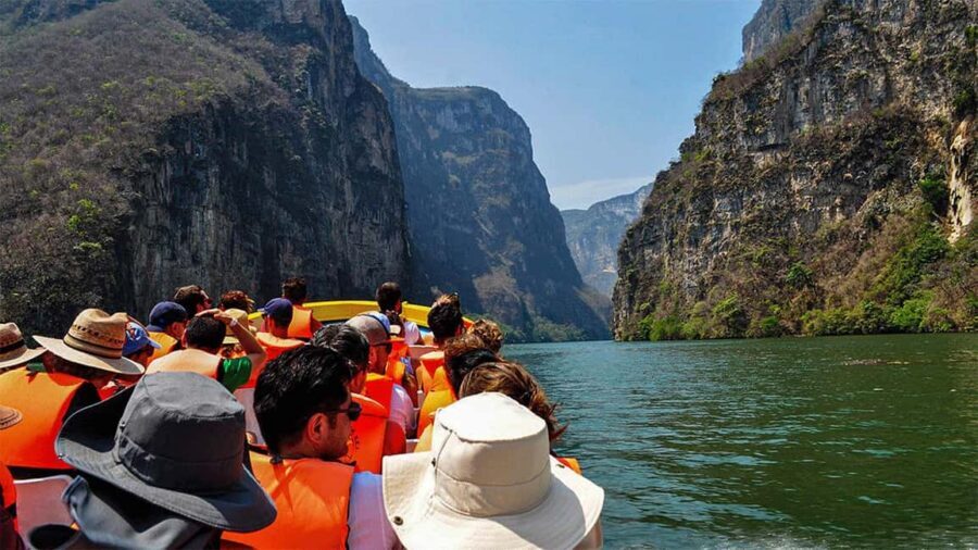 San Cristóbal: Canyon, Viewpoints & Chiapa de Corzo Tour - Why this San Cristóbal to Sumidero Canyon day trip makes sense