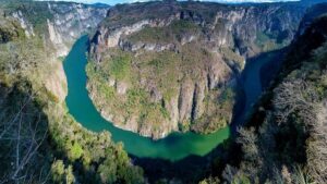 San Cristóbal: Canyon, Viewpoints & Chiapa de Corzo Tour - Meeting point at Al Grano Café and how the drive shapes your day
