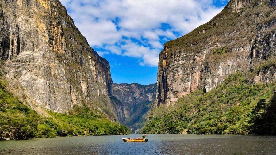 San Cristóbal: Canyon, Viewpoints & Chiapa de Corzo Tour - Should you book this San Cristóbal to Sumidero Canyon and Chiapa de Corzo tour?