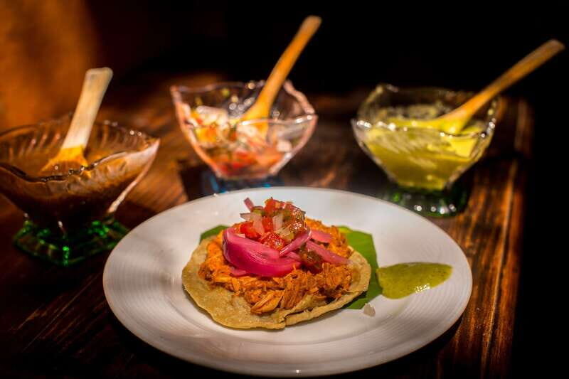 San Miguel: Downtown Food Tour - Meeting La Cocina on Pila Seca 1 and getting your bearings