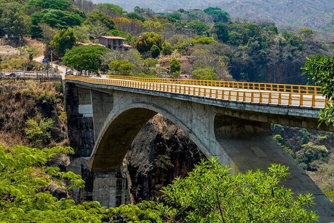 San Sebastian Del Oeste: Private Day Trip from Puerto Vallarta - Free time in the town center: shop, photo, and slow down