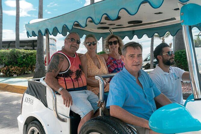 Scenic Tour in Traditional Vehicle Pneumonia in Mazatlan - Plaza Machado: Market Photos, Cathedral Views, and Shopping Time